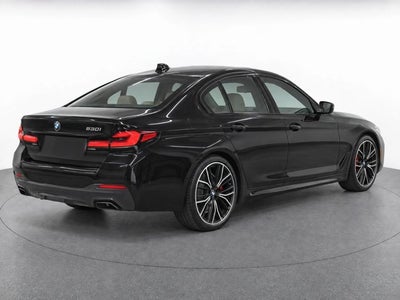 2023 BMW 5 Series 530i