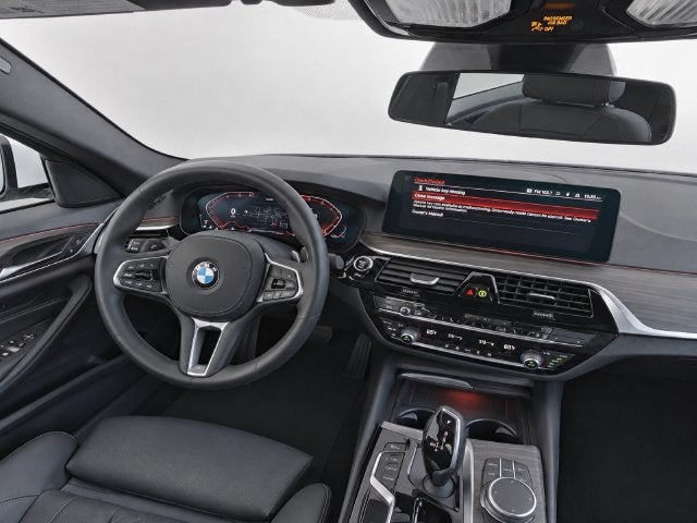 2023 BMW 530i 530i