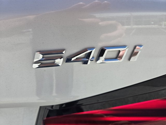 2021 BMW 540i 540i