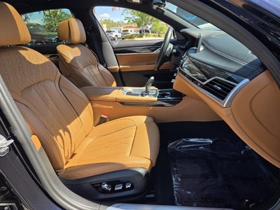 2022 BMW 7 Series 750i xDrive
