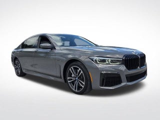 2022 BMW 7 Series 745e xDrive