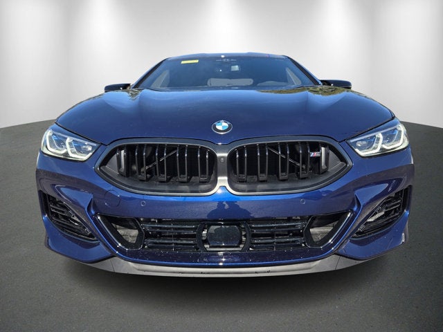 2026 BMW 850i M850i