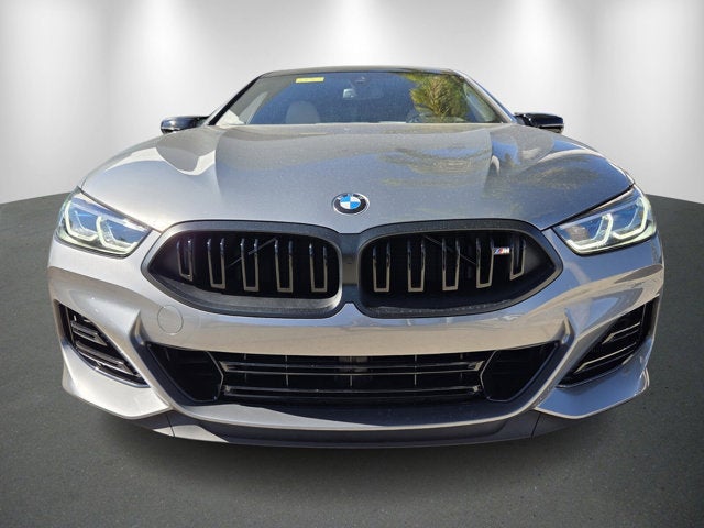 2026 BMW 850i M850i