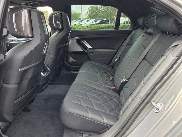 2026 BMW i7 eDrive50