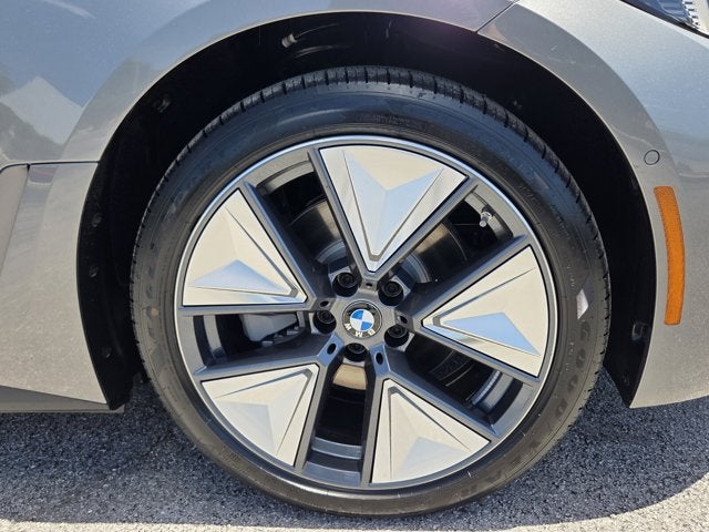 2026 BMW i4 eDrive40