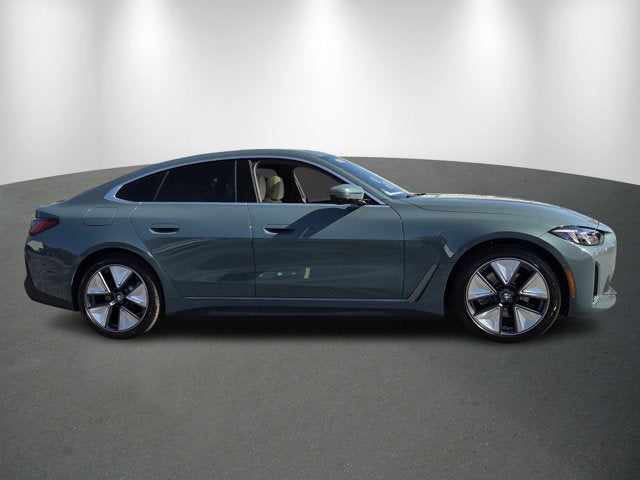 2026 BMW i4 eDrive40