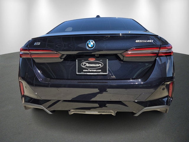 2026 BMW i5 eDrive40