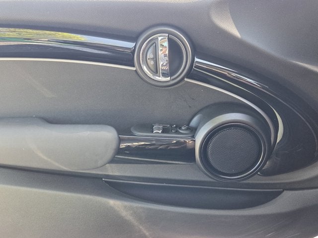 2023 MINI Hardtop 2 Door Base