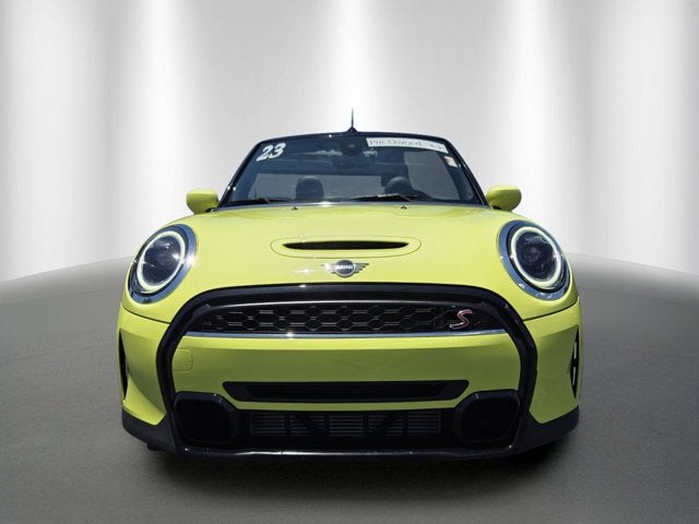 2023 MINI Convertible Signature