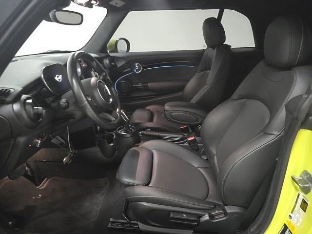 2023 MINI Convertible Signature