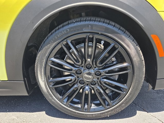 2023 MINI Convertible Signature
