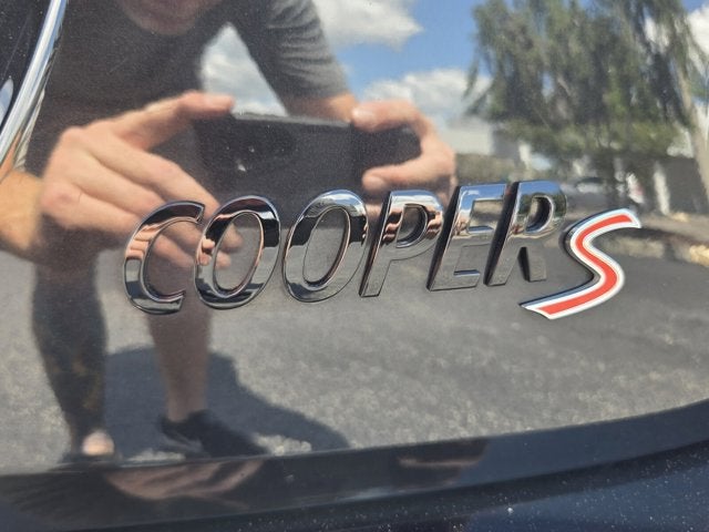 2023 MINI Hardtop 2 Door Signature
