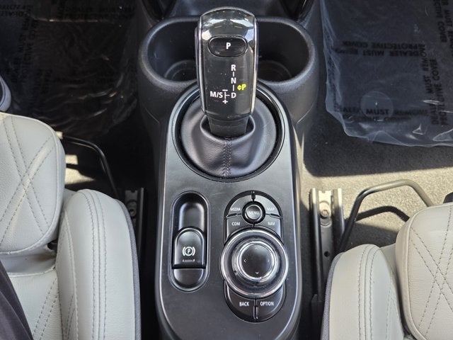 2023 MINI Convertible Iconic