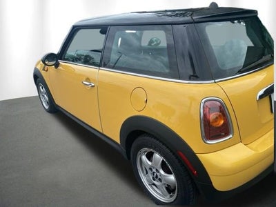 2007 MINI Cooper Hardtop Base