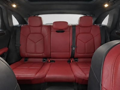 2022 Porsche Macan Base