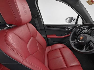 2022 Porsche Macan Base