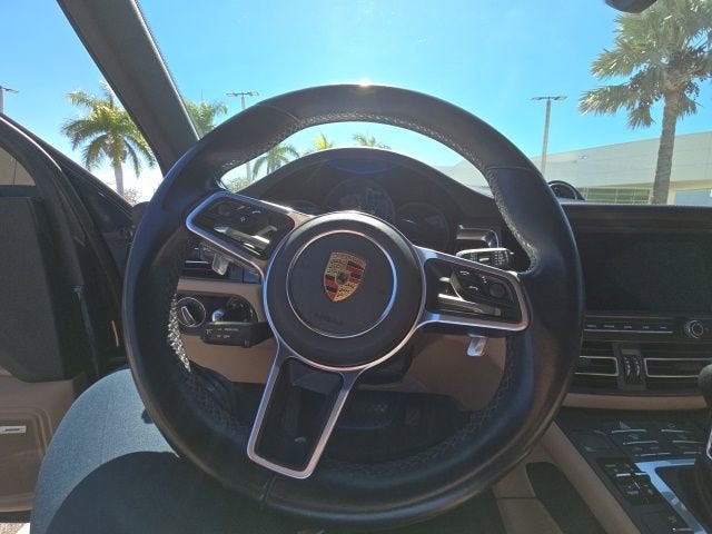 2020 Porsche Macan Base