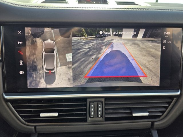 2022 Porsche Cayenne Base