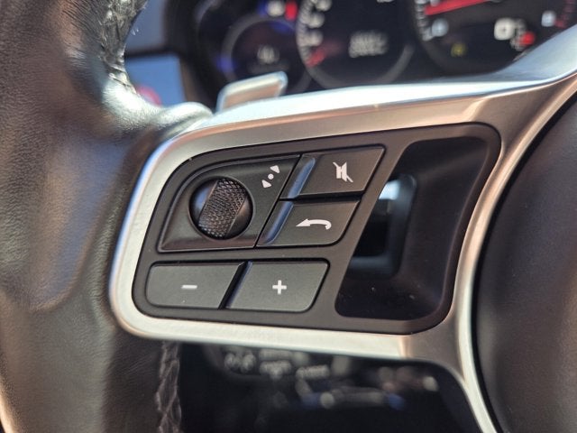 2022 Porsche Cayenne Base