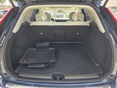 2025 Volvo XC60 Plus