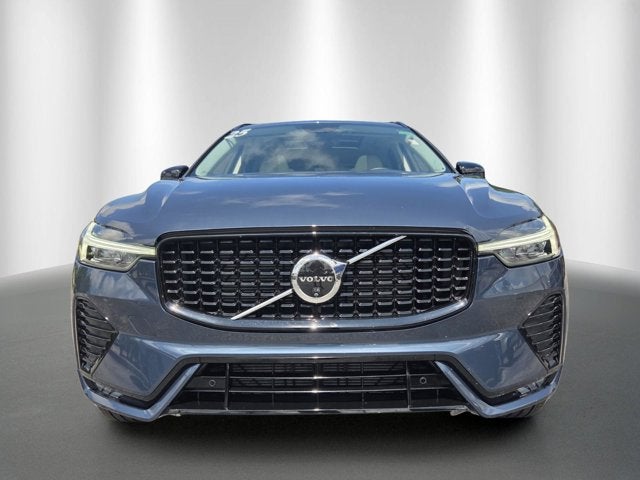 2025 Volvo XC60 Plus