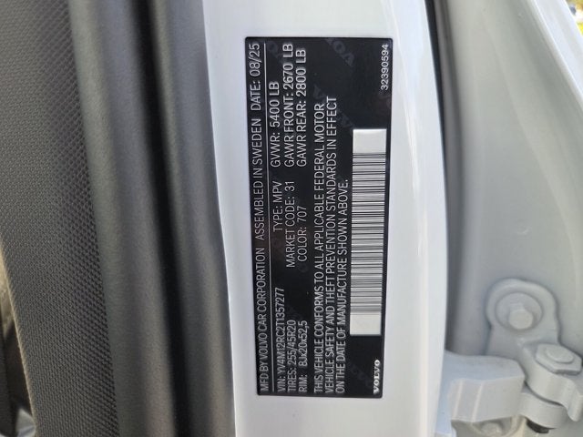2026 Volvo XC60 Plus