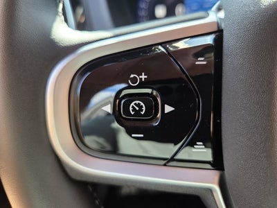 2026 Volvo XC60 Plus
